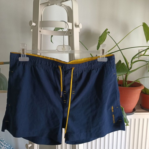 Blue Point swim shorts size S like new, blue with net
