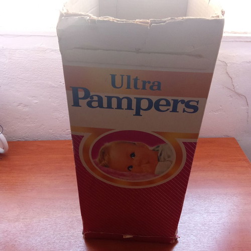 Pampers Ultra Pink Pasok Koskotas Collectible Box used, 1980s