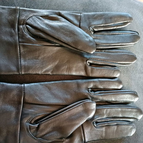 Black gloves lightly used