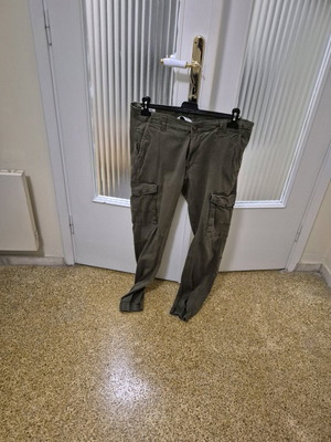 Jack and Jones cargo pants used, olive green, size 36