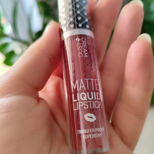 Dust +cream matte lipstick no32 red new