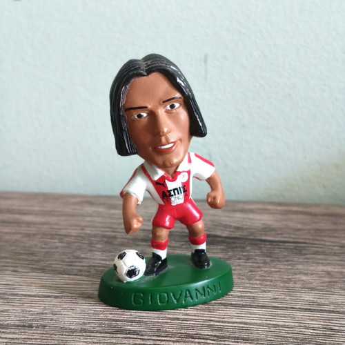 Giovanni Olympiacos Miniature Figure like new, 1999-2000 Puma Aspis jersey