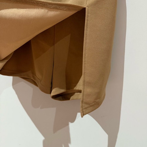 Beige skirt with inner shorts like new