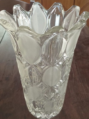 Hermanova Hut vintage crystal vase with frosted oval design and scalloped edge
