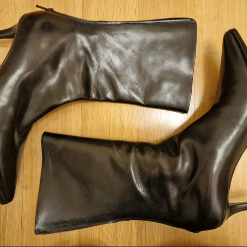 Helmut Lang leather black ankle boot like new