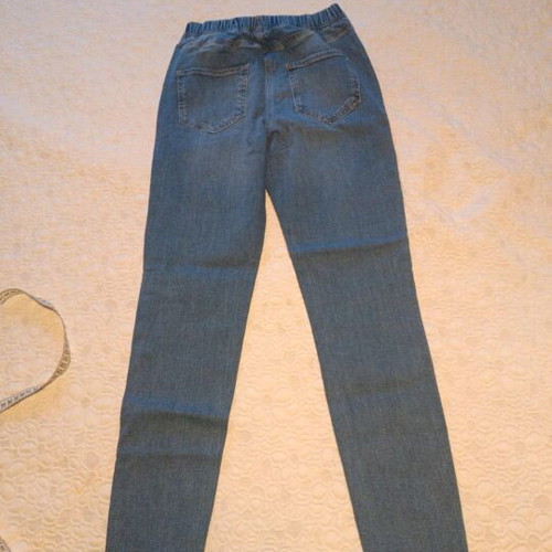 Calzedonia women's jeans medium with embroidered designs, like new