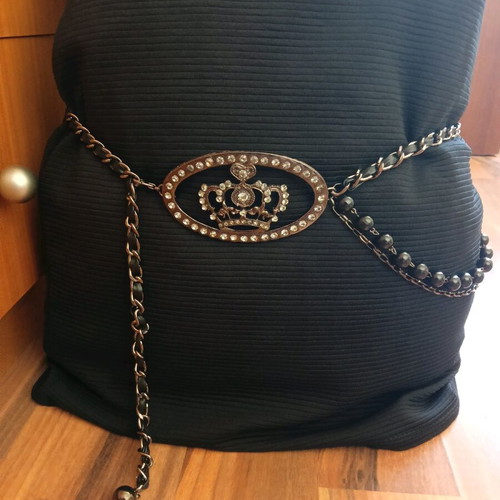 Denny Rose belt used with rhinestone crown and adjustable chain with pearls