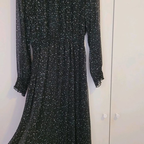 Zara dress used with polka dots and… - € 15,00
