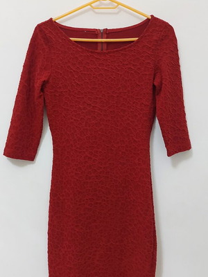 Women's dress red like new, sizes S/M