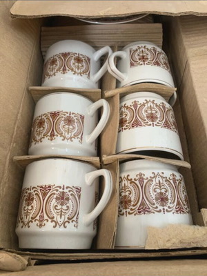 Set of 6 double coffee cups with saucers new