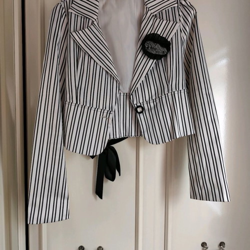 Satin black and white jacket like new, size S