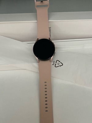 Samsung Galaxy Watch 4 40mm Pink Gold new