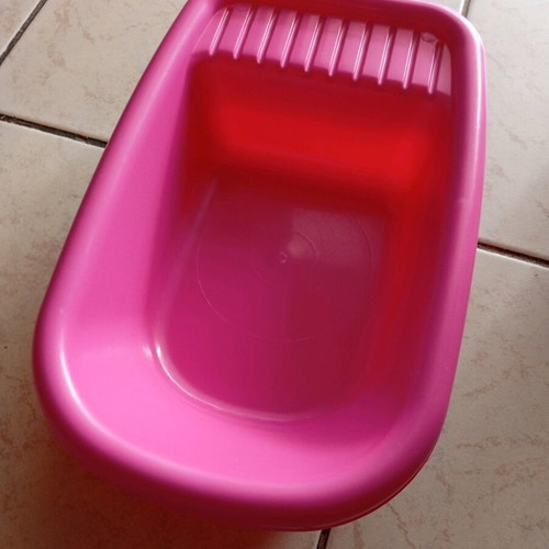 Ecoiffier doll care and feeding set like new