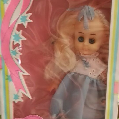 Vintage Paola Plaggona doll like new