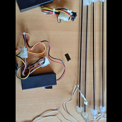 Sharkoon CCFL 4 in 1 Kit UV 30cm like new (Black Light)