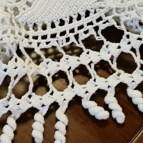 Knitted handmade blanket like new, white 200x220