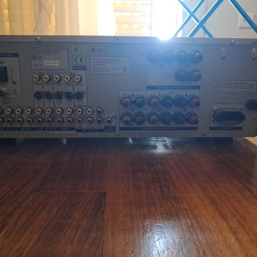 Home Theater Amplifier used, works normally