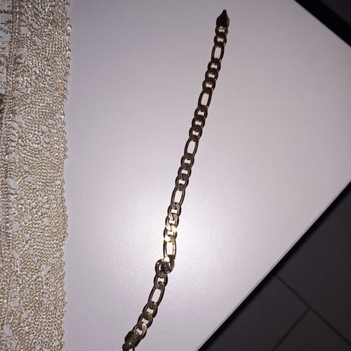 Men's gold bracelet like new, chain design
