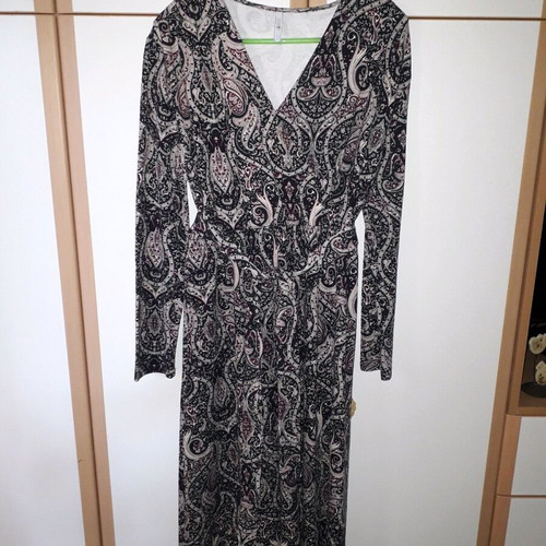 Midi dress size L like new, blue and purple with belt