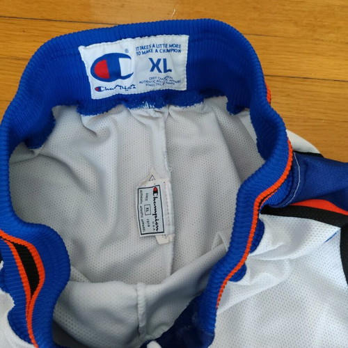 New York Knicks NBA shorts size XL like new