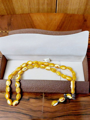 Prayer beads new with 33 beads made of rare yellow mother of pearl