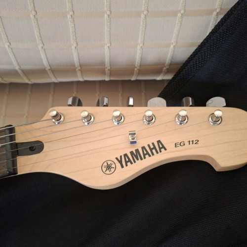 Yamaha EG-112 electric guitar like new with Laney Hardcore max amplifier and case
