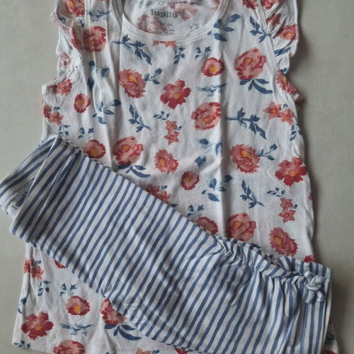 Clothing set for 3 years old like new