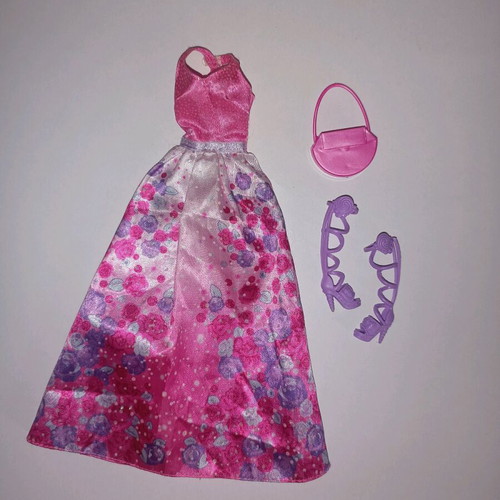 Barbie clothing set like new, romantic dress and accessories