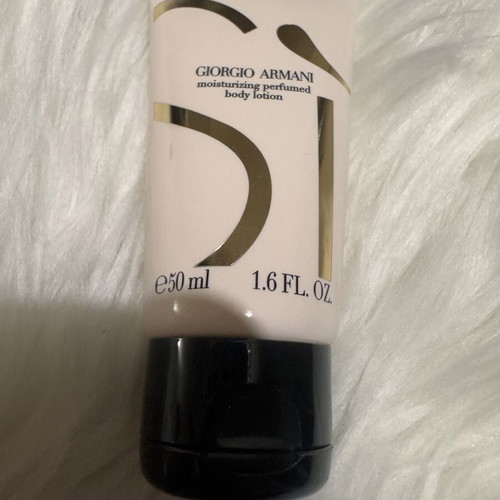 Giorgio Armani Sì Body Lotion 50ml new, perfumed moisturizing