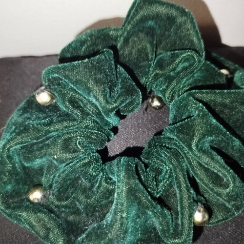 Hair accessories like new, set of 3 with satin and pearls