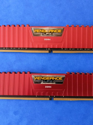 16GB VENGEANCE DDR4 RAM 2400 2x8GB CL14!!!