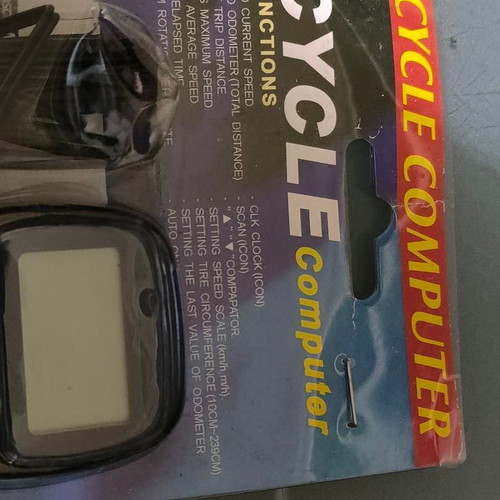 Cycle Computer with 14 Functions like new, waterproof, black