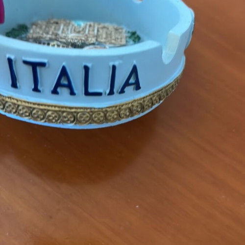 Ashtray Italia Roma with embossed landmarks new