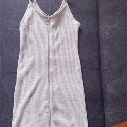 Bershka Grey Summer Dress Small like new with front zipper
