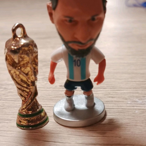 Messi figure with Argentina jersey and World Cup used