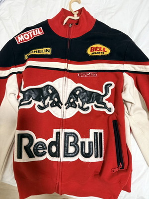 Red Bull Racing jacket used, size XL for Medium