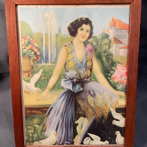 Vintage girl picture frame like new
