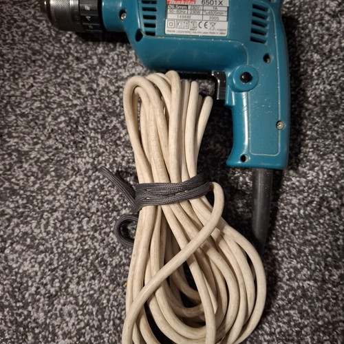 Makita drill like new