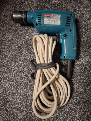 Makita drill like new