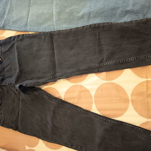 H&M maternity jeans medium size, like new, black and blue, pack of 2
