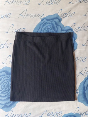 Shein mini skirt for XL black like new