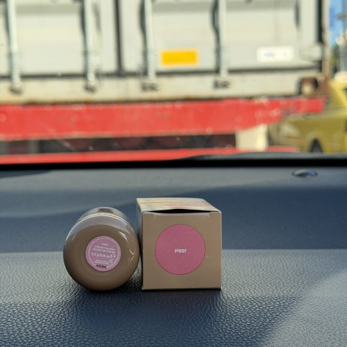 Rhode Pocket Blush Piggy new unused
