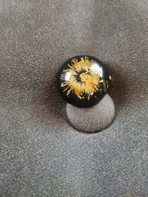 Resin pin used, black and yellow