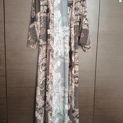 Long kimono caftan with paisley print like new, multicolor
