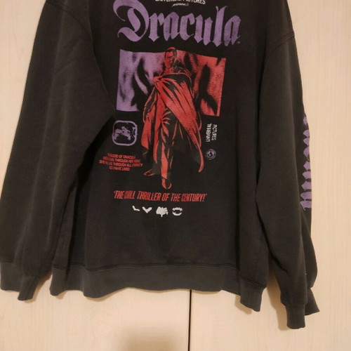 Teen sweatshirt in very good condition, size XS-S, black