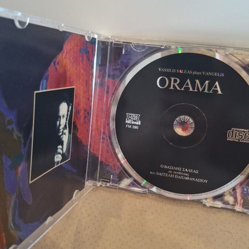 Orama CD used by Vassilis Saleas plays Vangelis