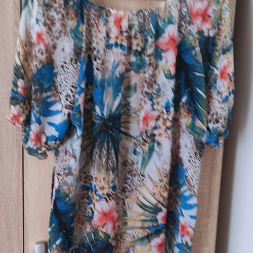 Blouse Dina with tropical pattern used, multicolor, size XL