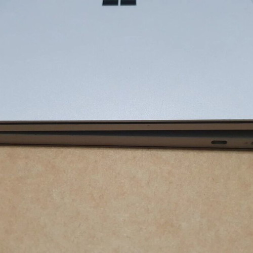 Surface Book 2 13.5'' i7-8650U/16GB/1TB/GTX 1050 like new 2-in-1 laptop and tablet
