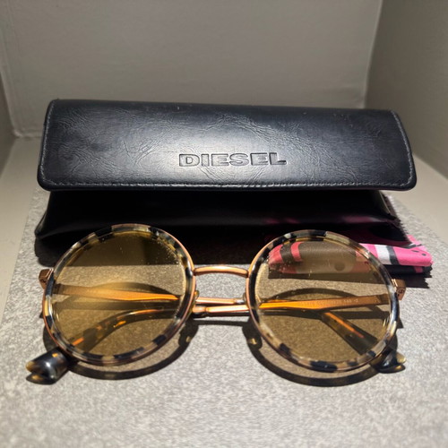 Diesel round sunglasses like new, brown