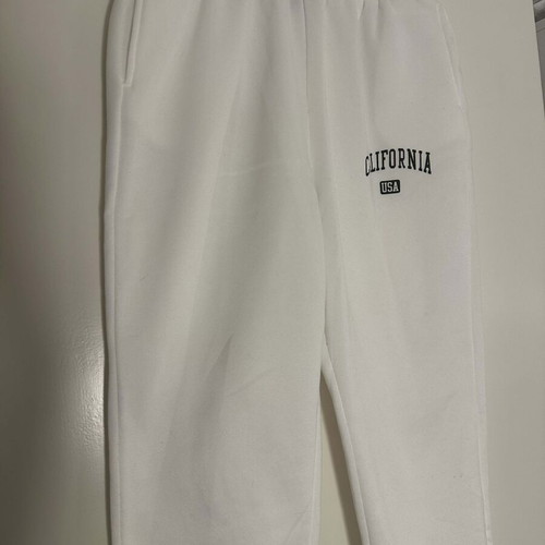 White jogger like new, comfortable and warm sweatpants